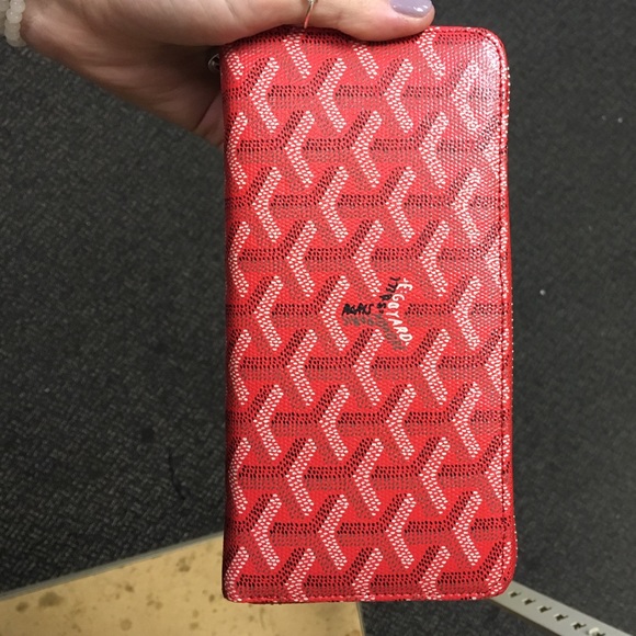 Goyard Handbags - Brand new never used Goyard wallet