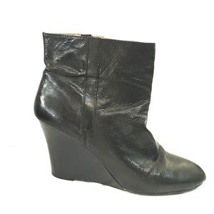 NINE WEST Black Leather Booties. Size 10.