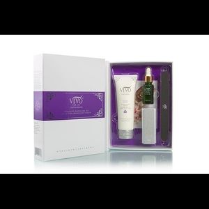 Vivo Per Lei Dead Sea Minerals Manicure Set