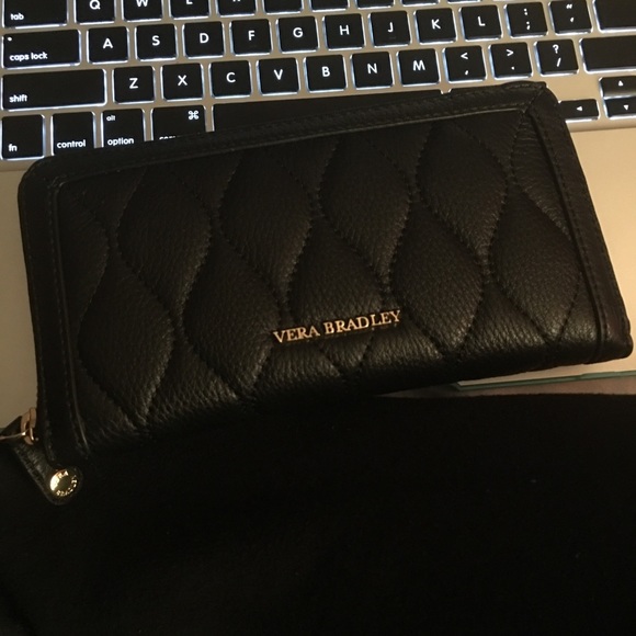 Vera Bradley wallet - Picture 1 of 4