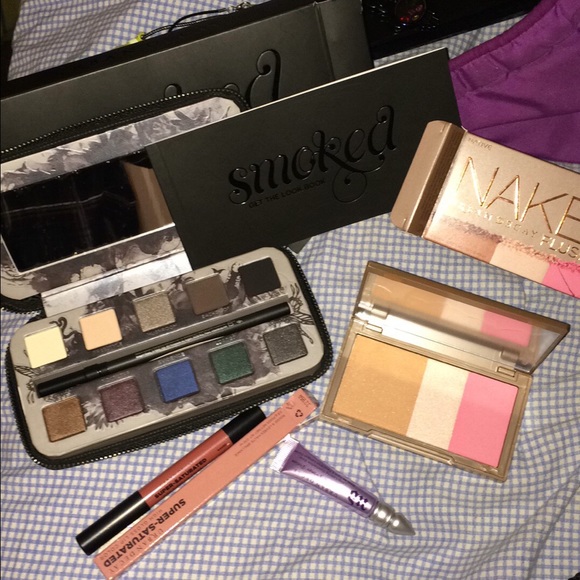 Urban decay smoked only