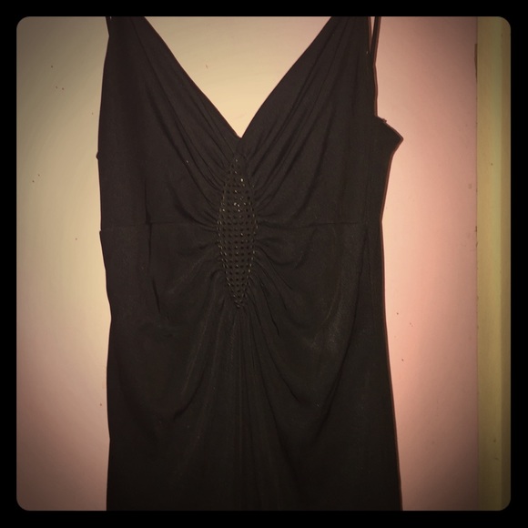 Black cocktail dress, warn twice.