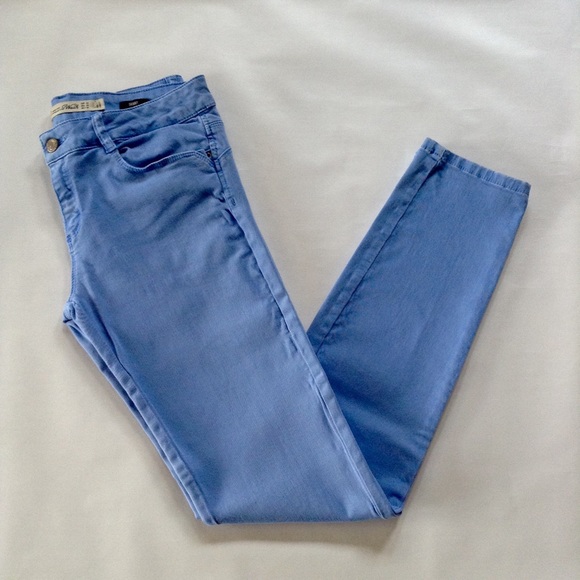 Zara Denim - Zara Skinny Jeans 🐬