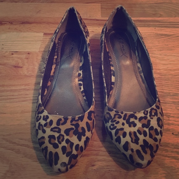Pointy Leopard Print Kitten Heels
