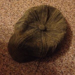 Leather messenger cap