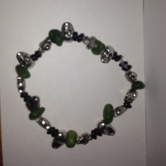 Silver charm and black bead bracelet - Picture 1 of 2