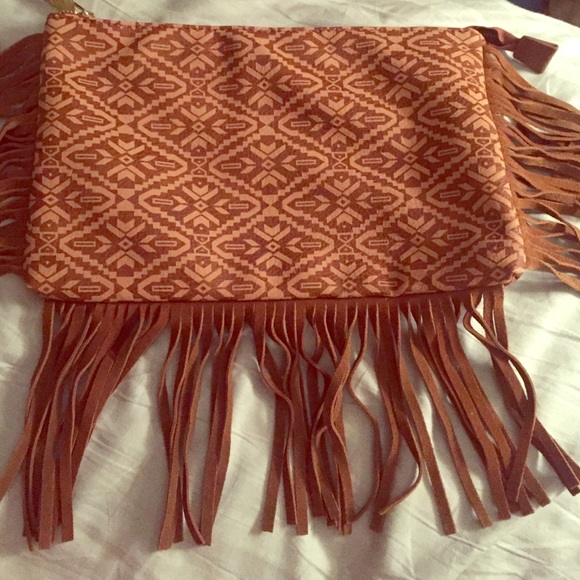 Steve Madden Handbags - Steve Madden clutch