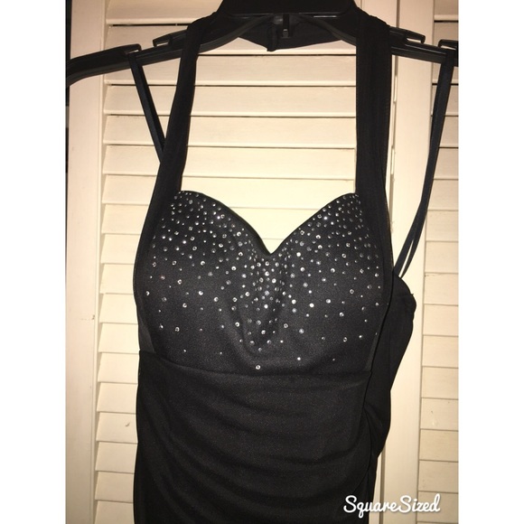 Prom dress - Picture 3 of 4