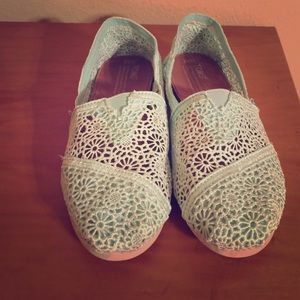 TOMS Shoes