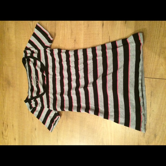 Rue 21 T-shirt