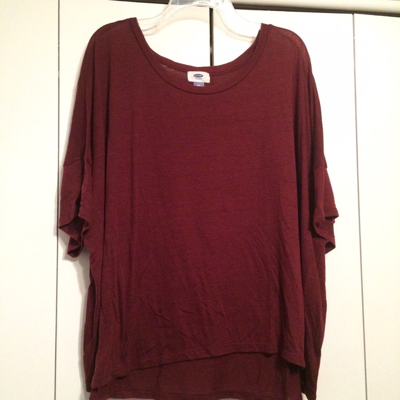 NEW ITEM!! Cute and flowy top.