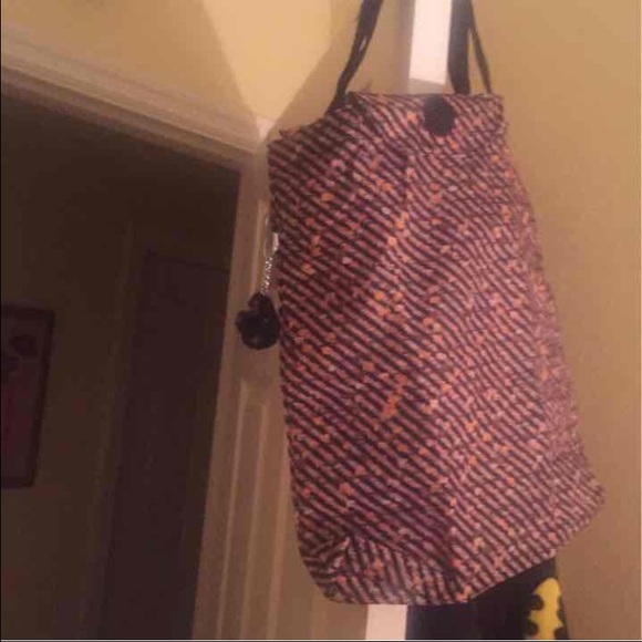 Kipling tote NWT