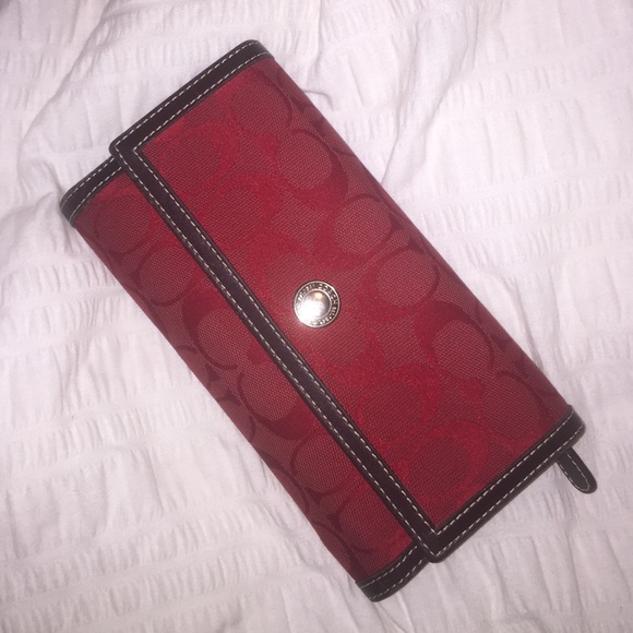 100% authentic coach wallet