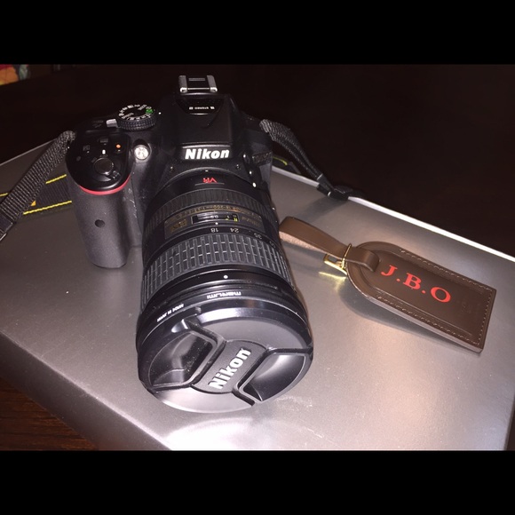 Nikon D5300 DSLR Camera