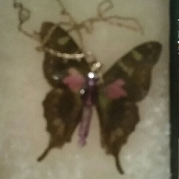 Genuine Butterfly necklace - Picture 3 of 4