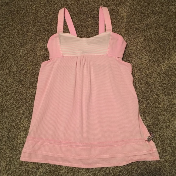 Lululemon "Back on Track" tank