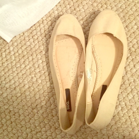 Flats - Picture 1 of 1