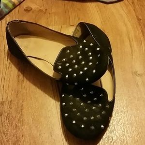 Studded flats