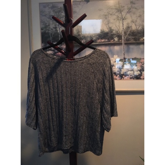 Comfortable grey textured blouse - Picture 1 of 2