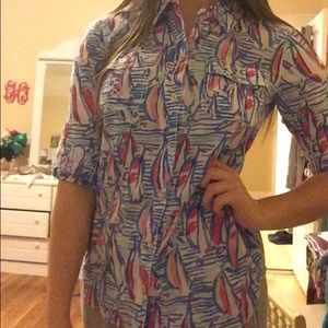 Lilly Pulitzer Button Down Size 4