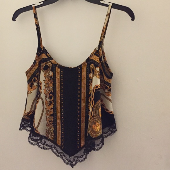 Printed crop top