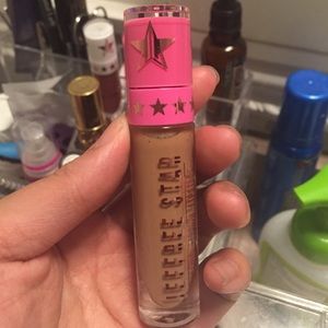 Jeffree Star: Posh Spice. Swatched once !