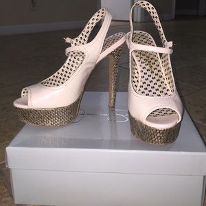 Jessica Simpson High heels