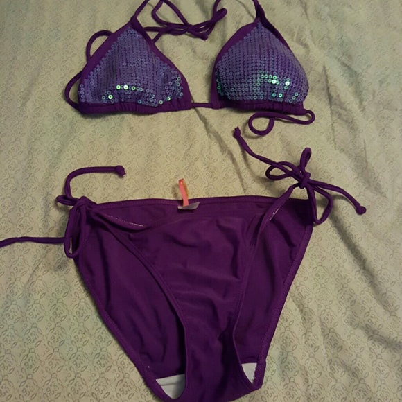 Bathing suit