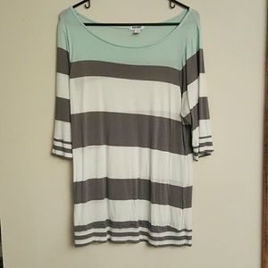 Three quarter sleeve blouse