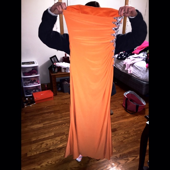 Orange prom dress - Picture 4 of 4