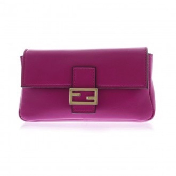FENDI Handbags - Fendi Baguette shoulder bag