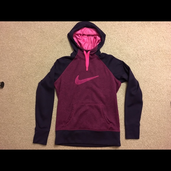 Nike sweatshirt