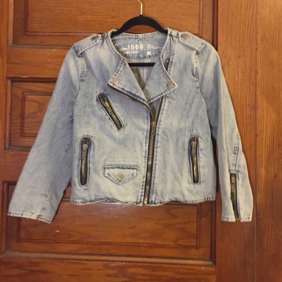 NWOT Gap Moto Light Wash Jean Jacket sz Medium