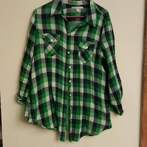 Button down cotton plaid shirt