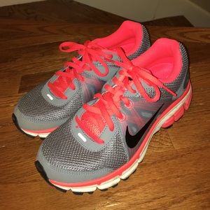 Womens Nike Tennis Shoes