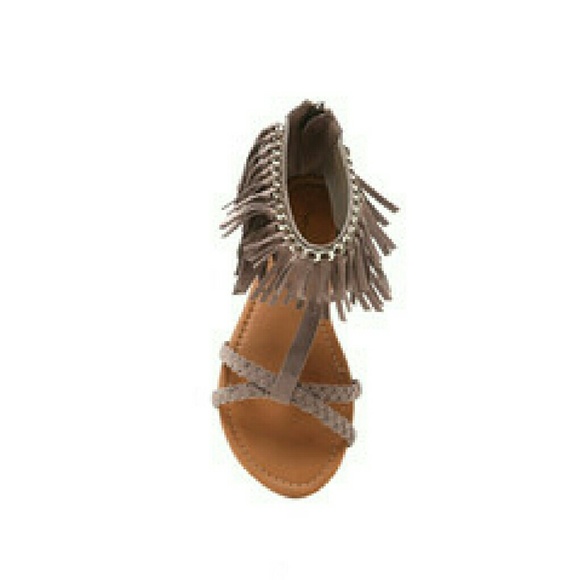 Fringe sandals Size 9