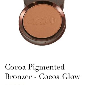 NIB 100 percent pure cocoa pigmented bronzer