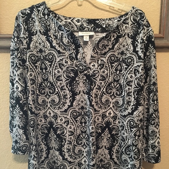 Black and White Top