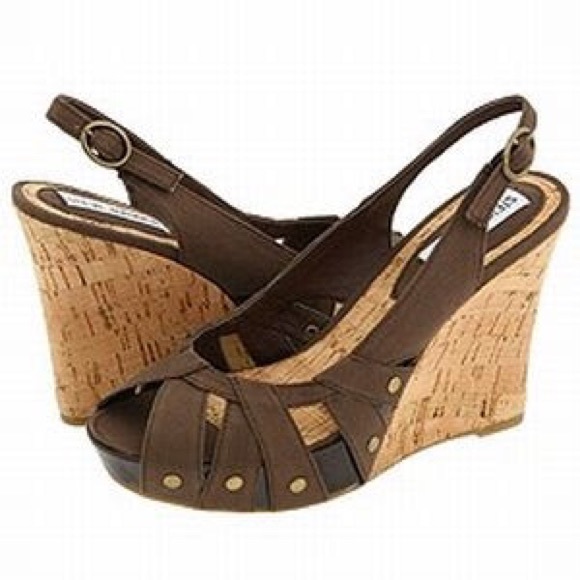 Steve Madden 'Crazzy' Brown Canvas Wedges