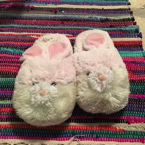 BOGO ❤️ bunny slippers