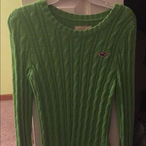NWOT green hollister sweater