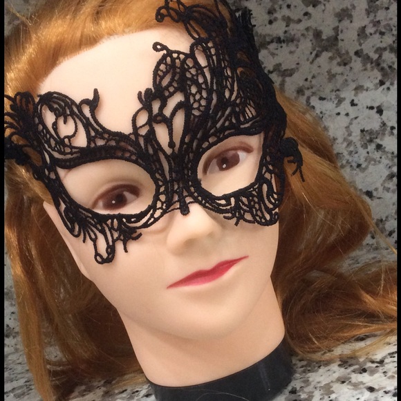 ❤️ UNIQUE MASK ACCESSORY❤️
