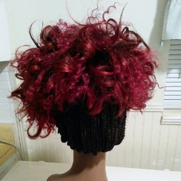 Braided wig - Picture 2 of 2