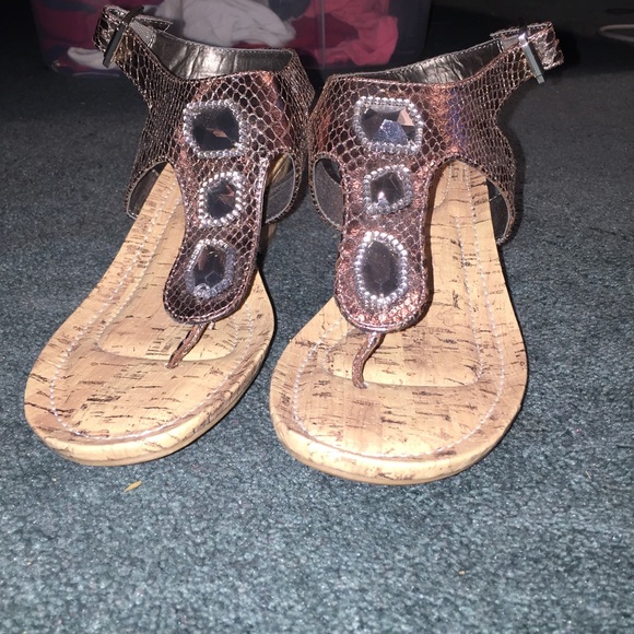 Shoes - Picture 2 of 2