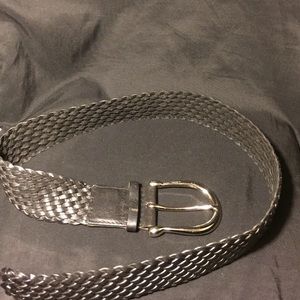 Fashionable Michael kors belt. Black like new!!!!!