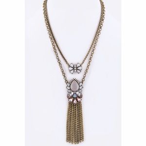 2 x Host Pick 💕 Crystal Teardrops Necklace • 📿