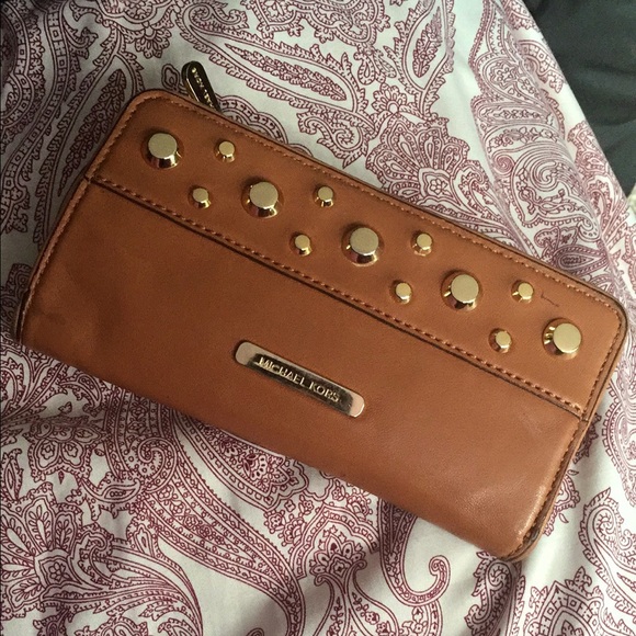 Michael Kors wallet