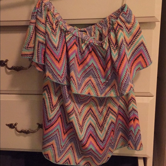 Lucy love strapless top