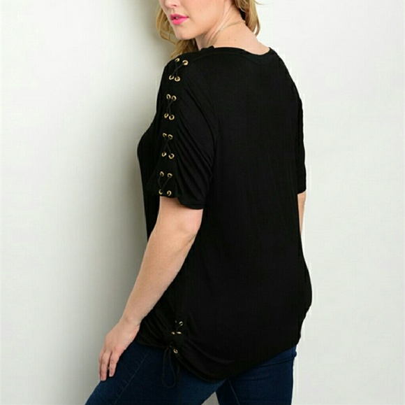 Adelaine Top Black - Picture 2 of 3