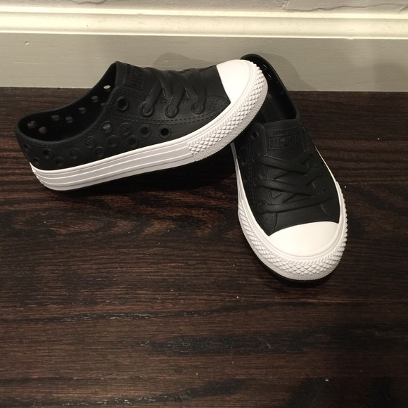 Converse Other - NWOT kids Converse slip on shoes